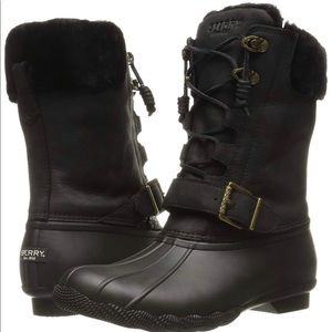 Sperry saltwater duck boots (black, size 8.5)